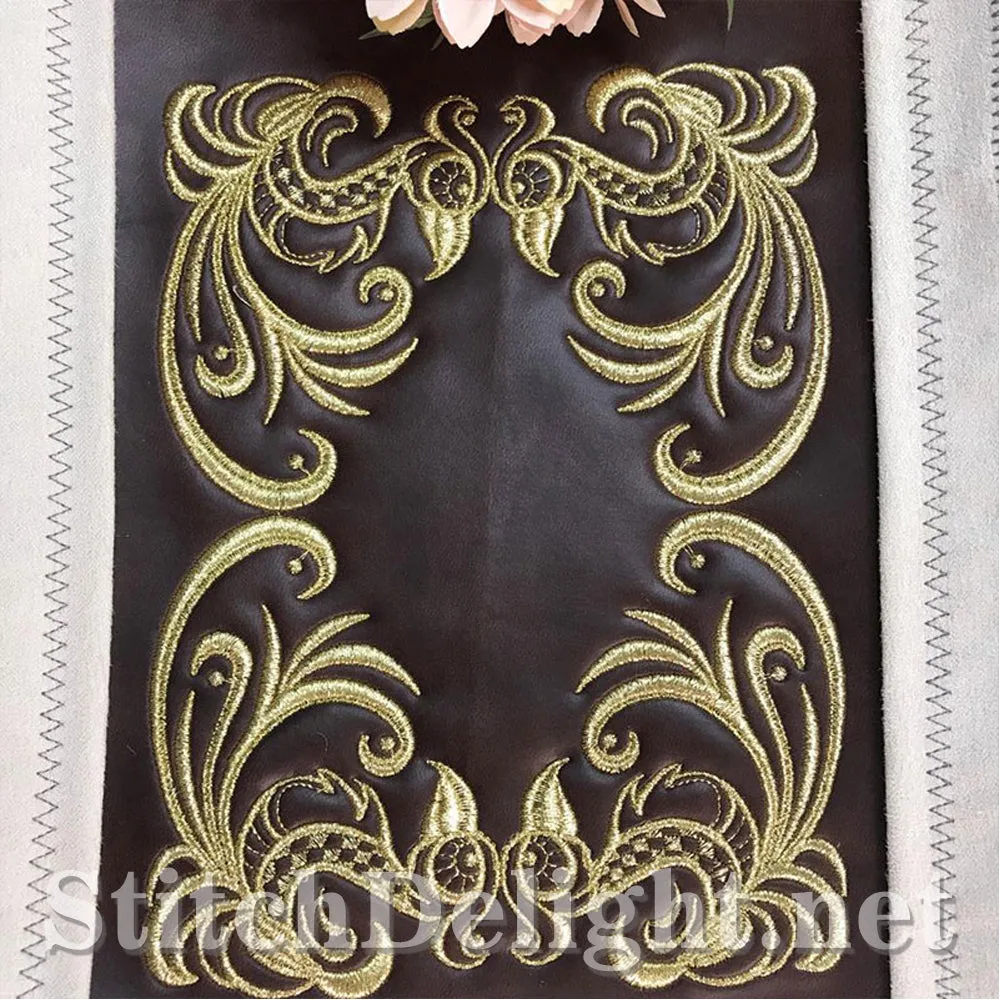 AE052 Winged Decor 6x10