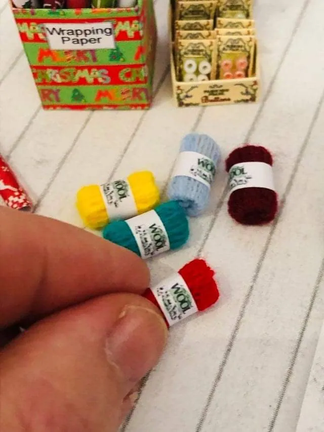 Balls of Knitting wool - Miniature