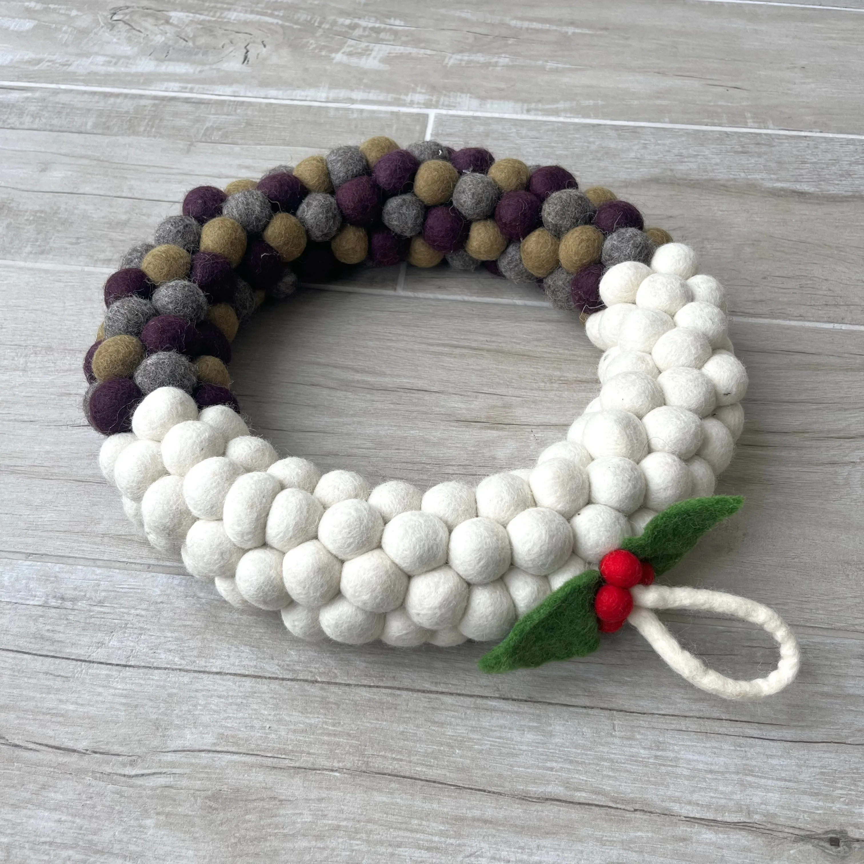 Christmas Pudding Felt Wreath