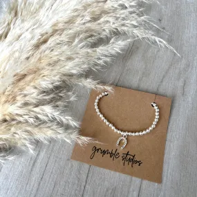 Horse Shoe Bead Bracelet