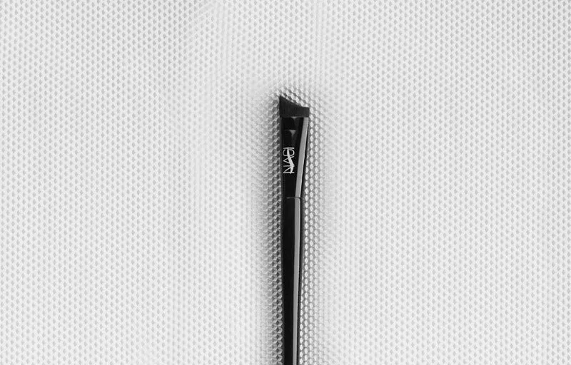 Nandy Contour Brush