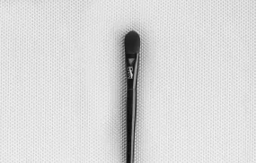 Nandy Foundation Brush