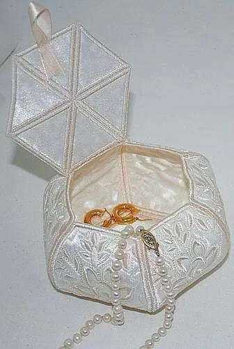 Whispering Roses Boxes